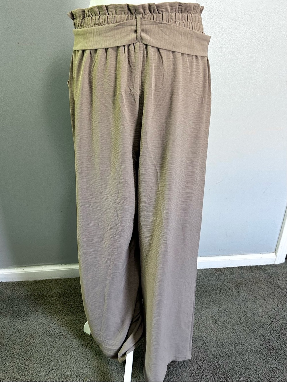Chiclily High Rise Wide Leg Pants Belted Elastic Waist Taupe New - Picture 3 of 8